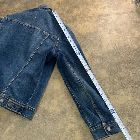 Old Navy Denim Jacket Womens Medium Dark Wash Stretch Trucker Jean Jacket 3745 - Picture 7 of 8